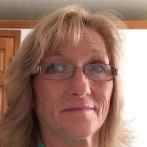 Meet your Posher, Debbie